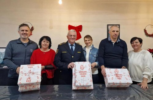 2024 DECEMBER - BOŽIČKOVA TOVARNA DARIL OPS CELJE IN IPA CELJE 