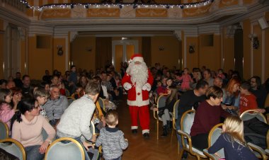 Prireditev in obdarovanje otrok v času božično novoletnih praznikov