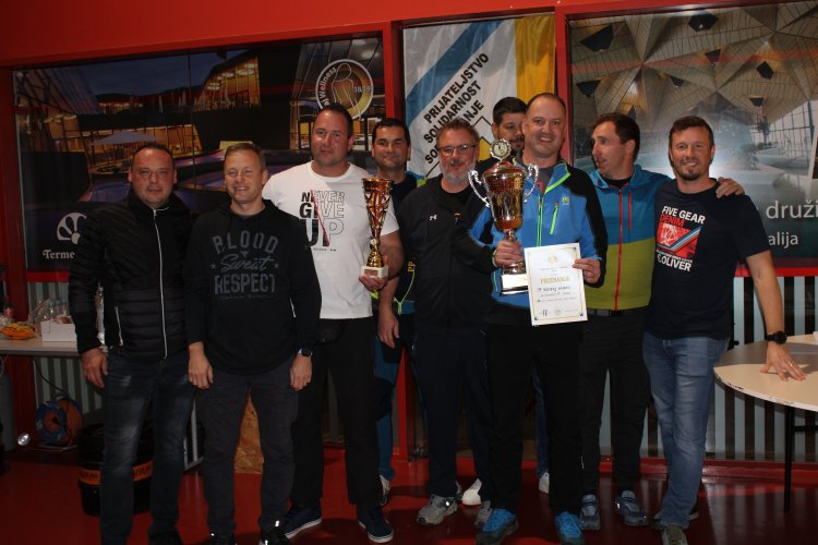 PP SLOVENJ GRADEC - ZMAGOVALEC 16. veteranskega turnirja v malem nogometu
