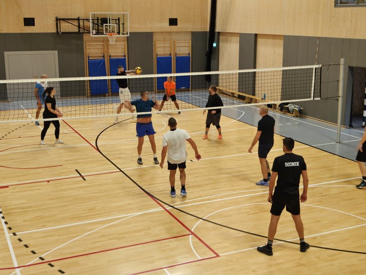 Tradicionalni turnir v dvoranski odbojki 2025