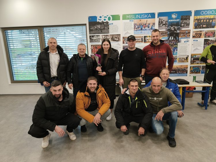 Tradicionalni turnir v dvoranski odbojki 2025