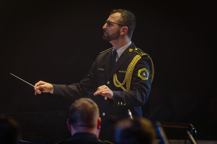 21. dobrodelni koncert Policijskega orkestra z gostjo Moniko Avsenik