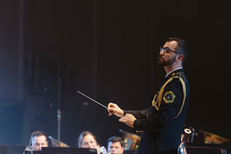 21. dobrodelni koncert Policijskega orkestra z gostjo Moniko Avsenik