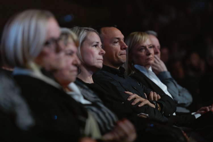 21. dobrodelni koncert Policijskega orkestra z gostjo Moniko Avsenik