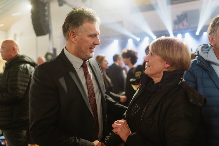 21. dobrodelni koncert Policijskega orkestra z gostjo Moniko Avsenik